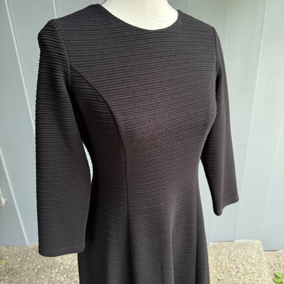 Calvin Klein Black A-Line Textured Knit Dress - Size 4 - Picture 4 of 8